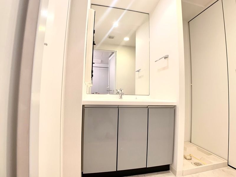 洗面設備　広い洗面スペース