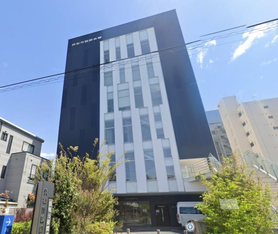 病院　浜松市夜間救急室（病院）まで686m