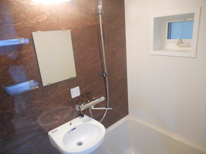 バス・シャワールーム