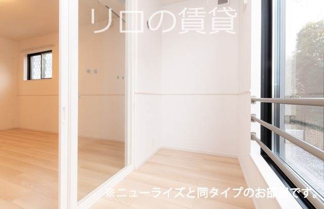 バルコニー　同型