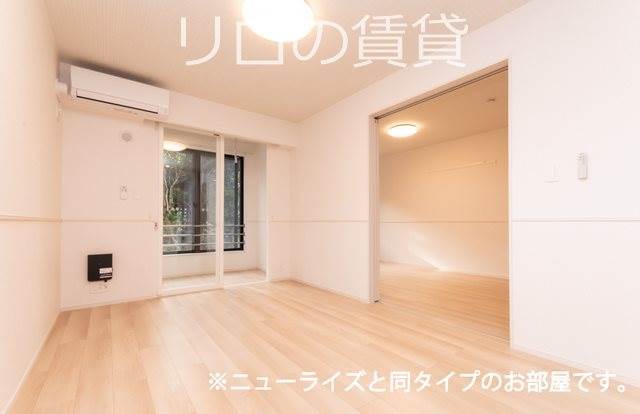 居室・リビング　同型