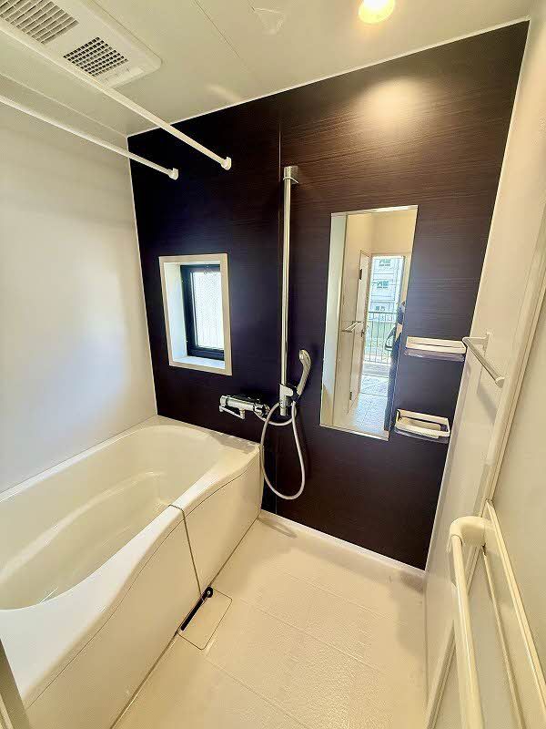 バス・シャワールーム　浴室