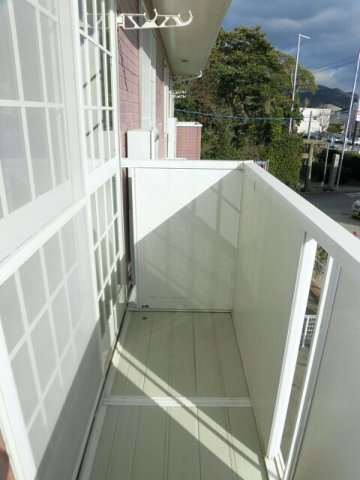 バルコニー　お洗濯にも便利なバルコニー付き