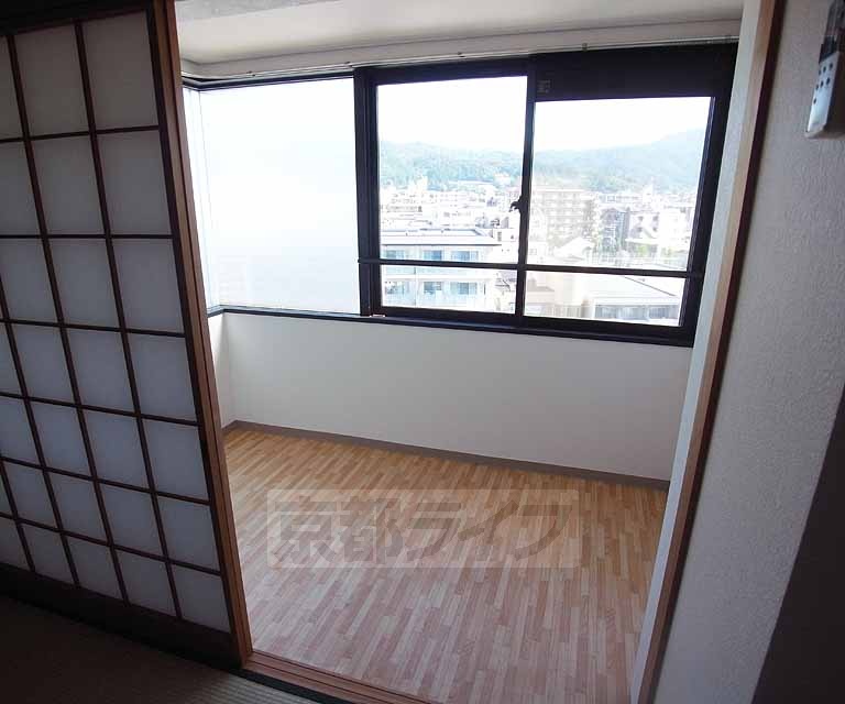 その他部屋・スペース　サンルームに洗濯物を干す事も出来ますよ。