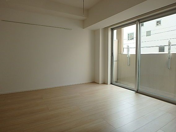 居室・リビング　（別タイプ参考写真）トラディス東十条　北区東十条2