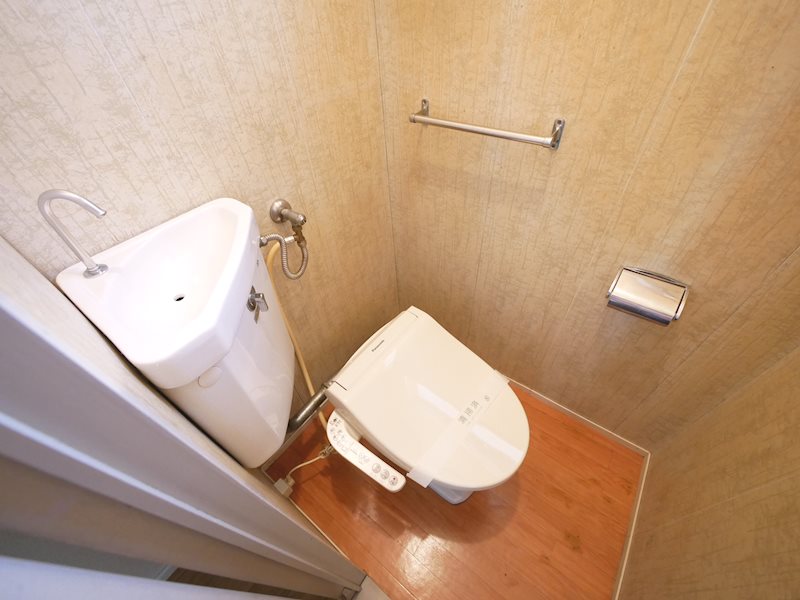 トイレ　ウォシュレット