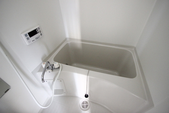 バス・シャワールーム　※別部屋の写真です