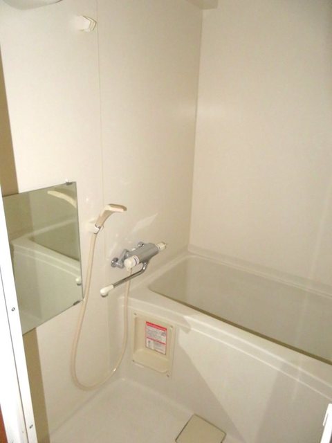 バス・シャワールーム　バスルーム