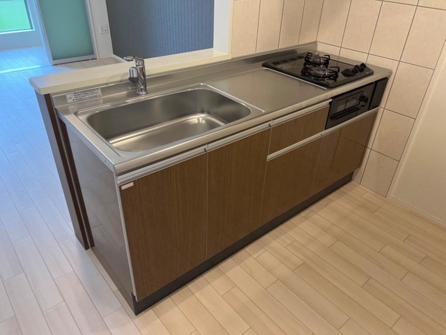 キッチン　※同タイプの写真です。