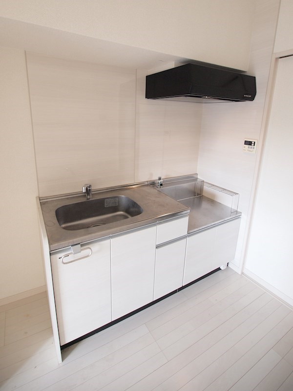 キッチン　使い勝手良し。