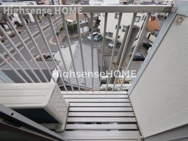 バルコニー　バルコニーがあります