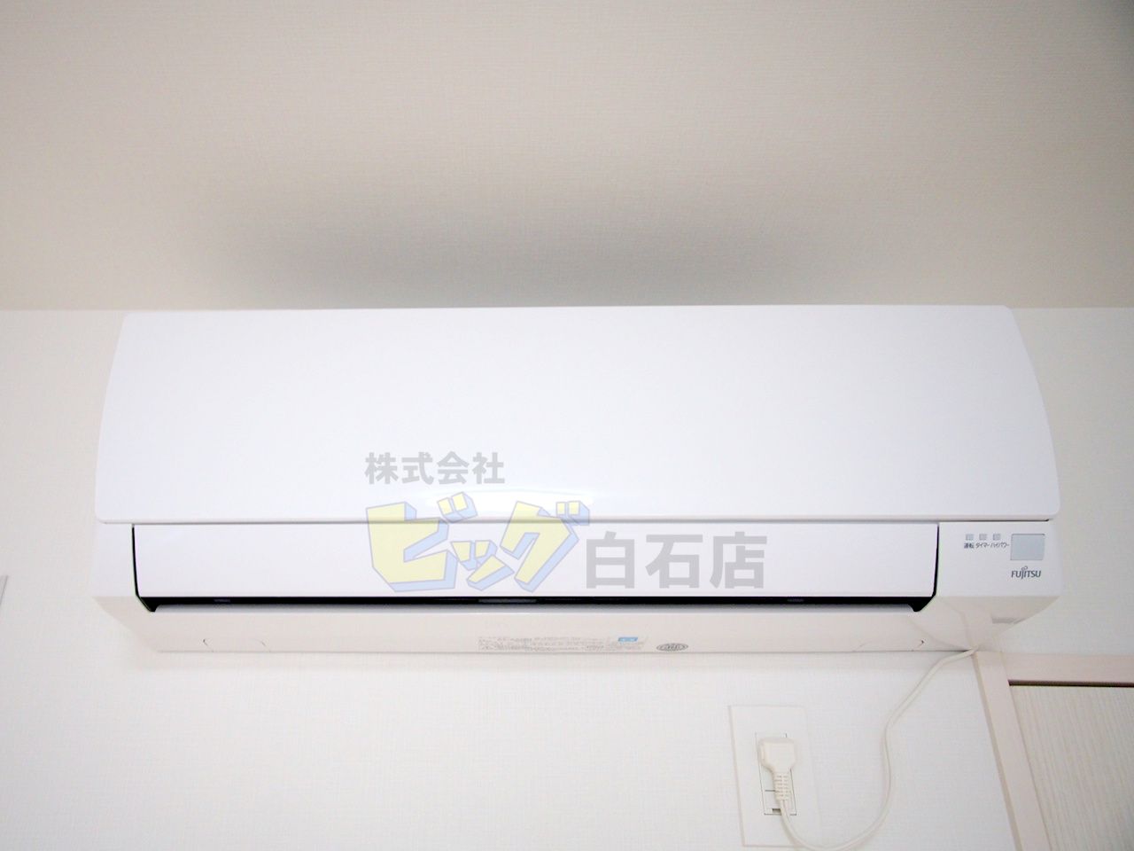 その他設備　夏も快適エアコン付きです♪