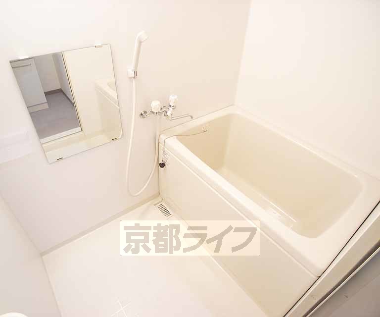 バス・シャワールーム　お風呂です。