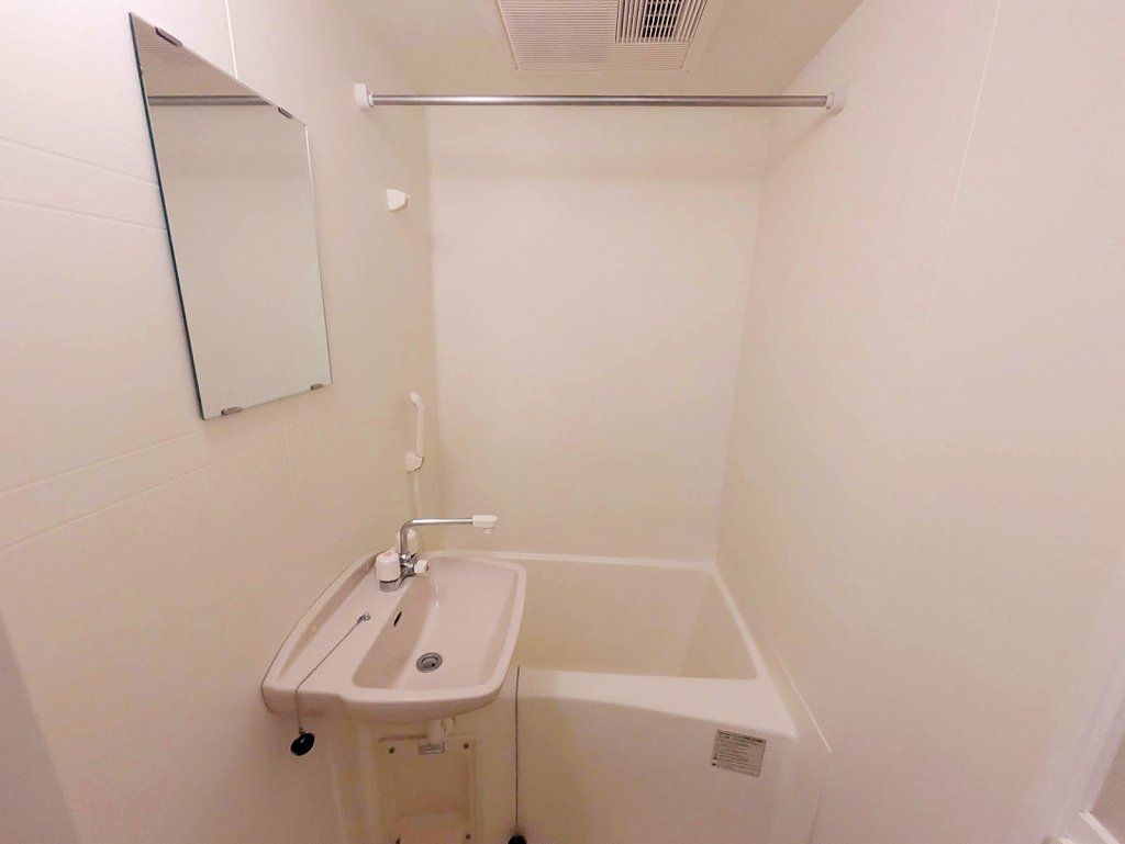 バス・シャワールーム　★お問い合わせはタウンハウジングまで★