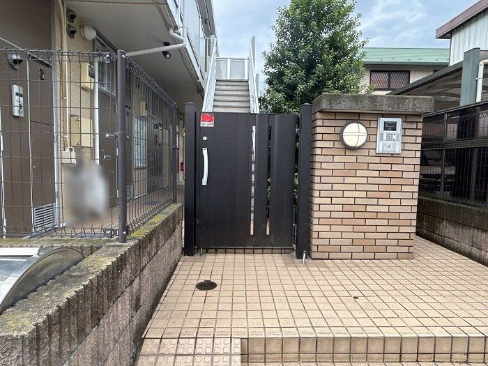 エントランス　★お問い合わせはタウンハウジングまで★