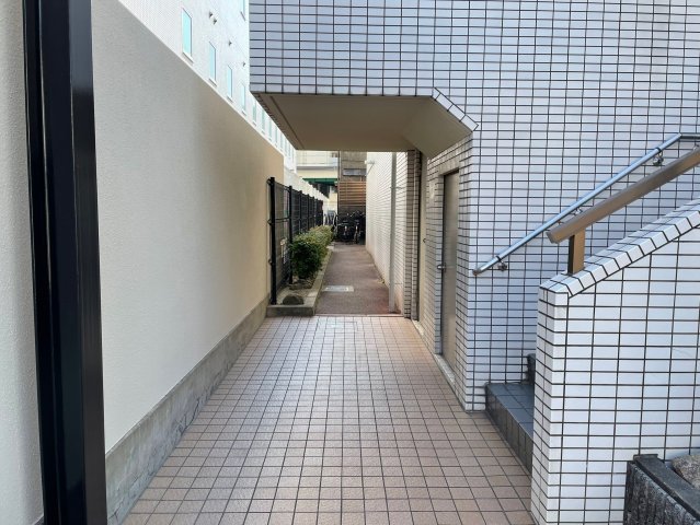 エントランス　詳細は、RISUMO江坂本店→06-6155-7137まで♪