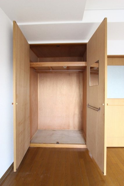 収納　同物件別号室