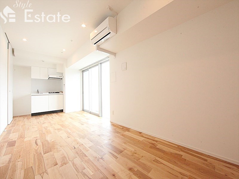 居室・リビング　内装