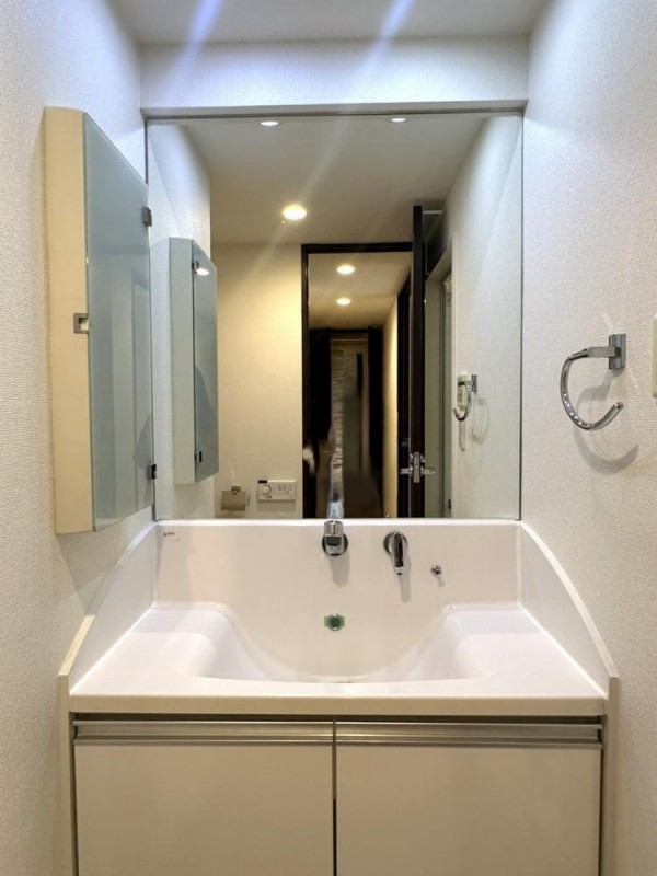 洗面設備　洗面所