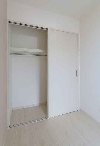 収納　お荷物はこちらへ。