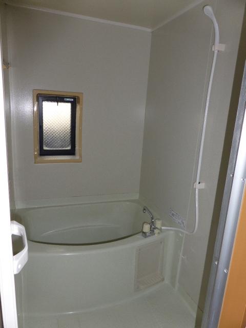 バス・シャワールーム　お風呂で日々の疲れを落としましょう