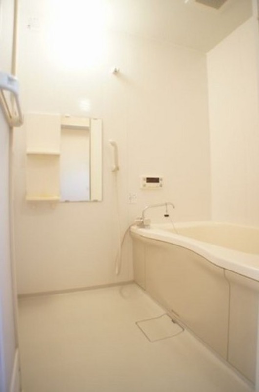 バス・シャワールーム　図面と現状が相違がある場合には現状を優先