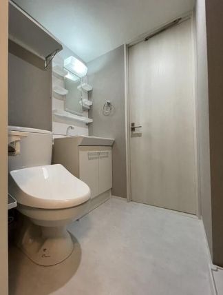 トイレ　コンパクトで使いやすいトイレです