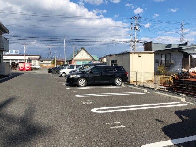 駐車場　駐車場