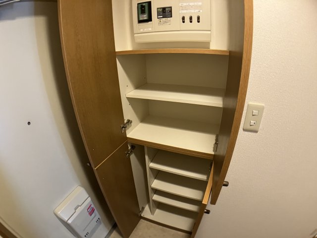 玄関　＊他号室参考写真