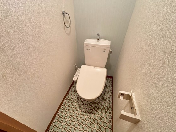 トイレ　※別部屋の写真です
