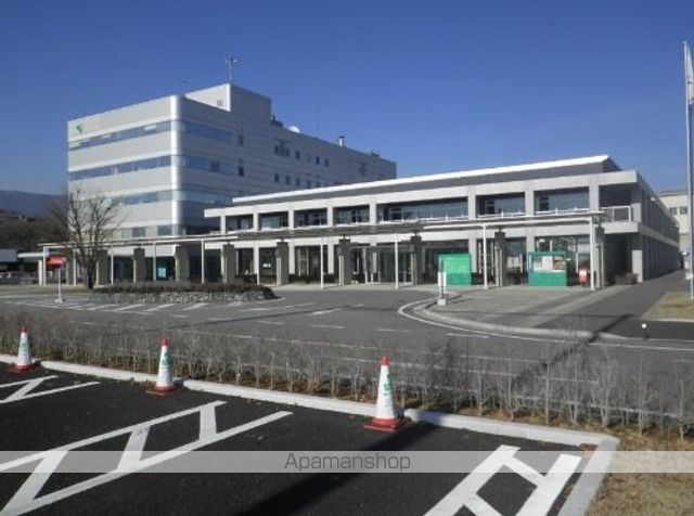 その他　山梨市市役所（その他）まで2013m