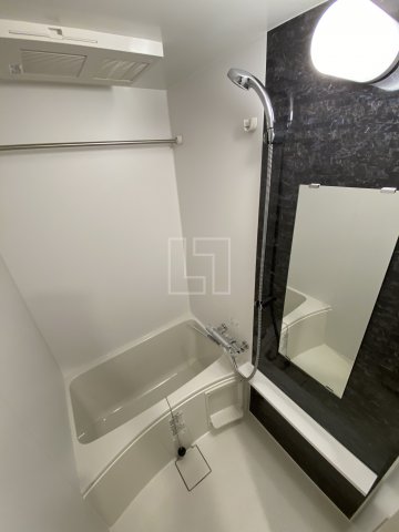 バス・シャワールーム　エスリードレジデンス大阪本町　バスルーム