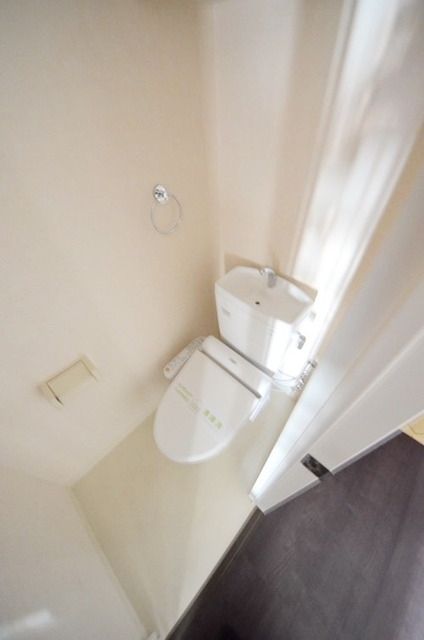 トイレ　シャワートイレ