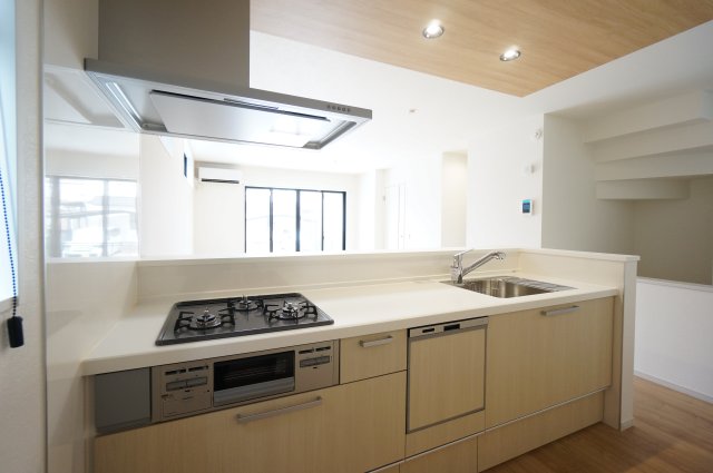 キッチン　水曜日、営業時間外もご相談ください！