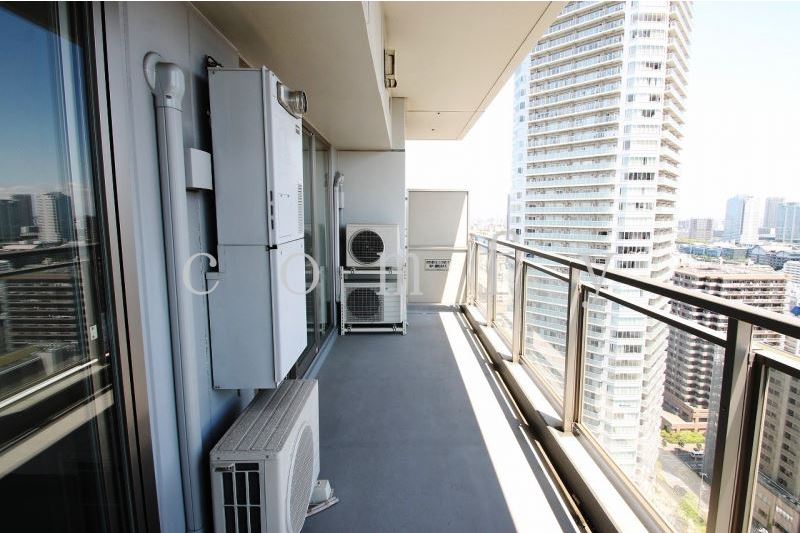 バルコニー　バルコニー