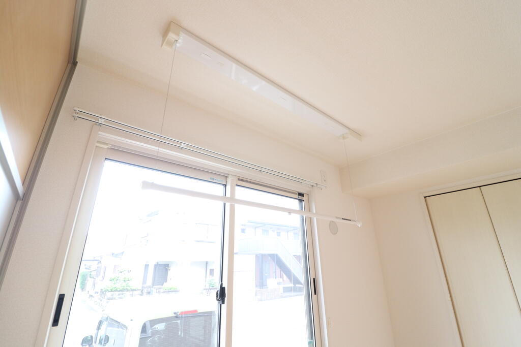 その他　室内物干し★