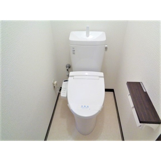 トイレ　シャワートイレ