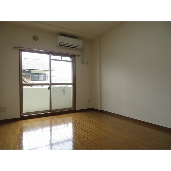 居室・リビング　居間です