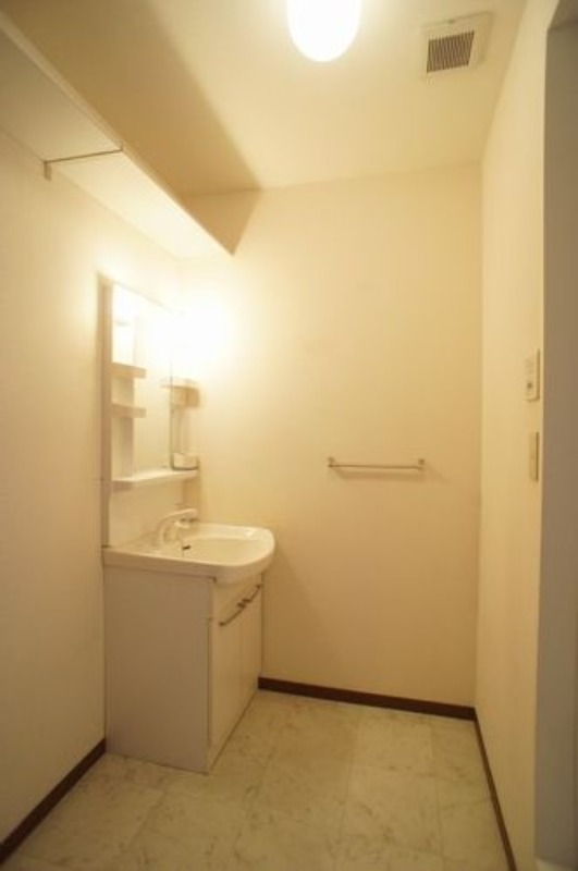 洗面設備　図面と現状に相違がある場合には現状を優先