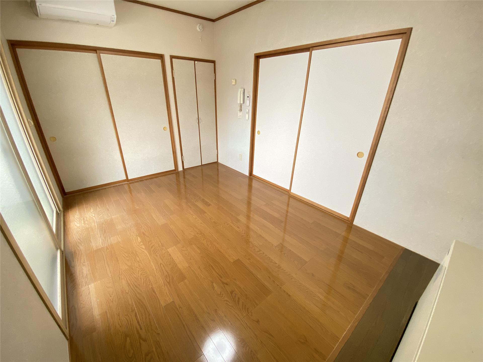 居室・リビング　居室（同タイプ）