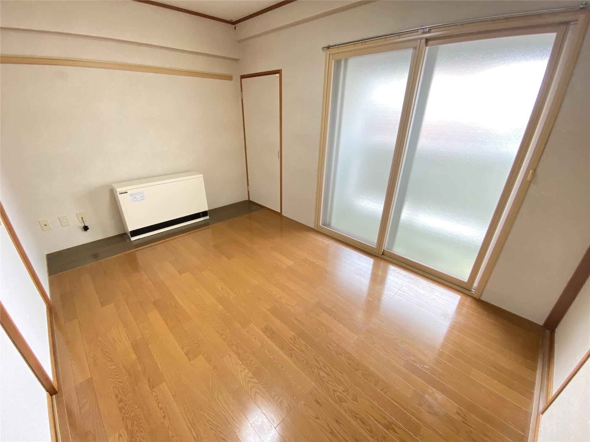 居室・リビング　居室（同タイプ）