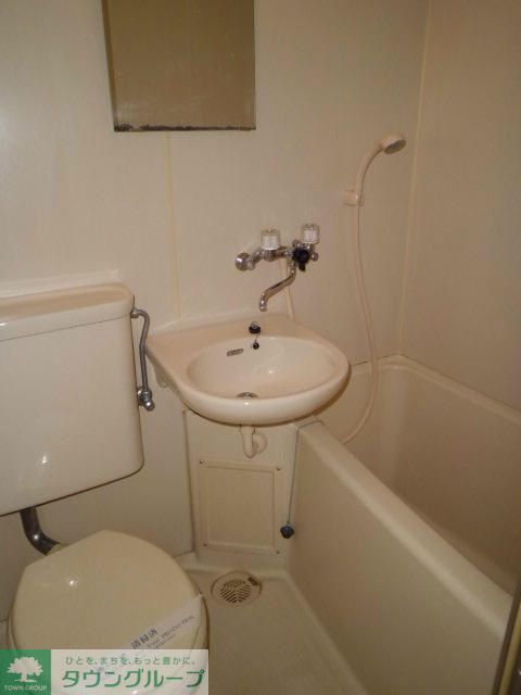 バス・シャワールーム