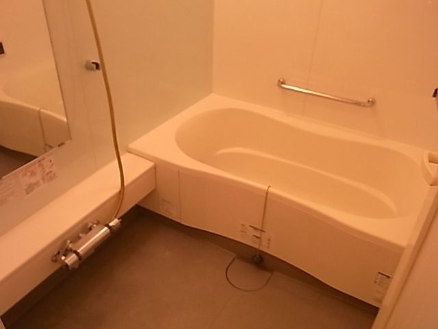 バス・シャワールーム　★お問い合わせはタウンハウジングまで★