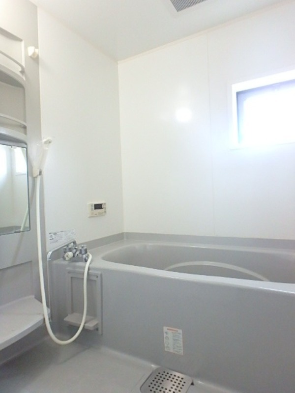 バス・シャワールーム　図面と現状に相違がある場合には現状を優先