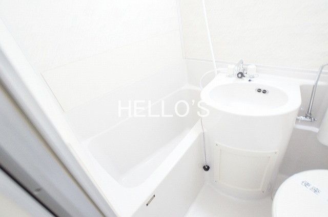 バス・シャワールーム　～バスルーム～