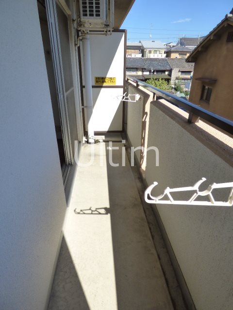 バルコニー　別部屋のお写真です。ご参考までに！