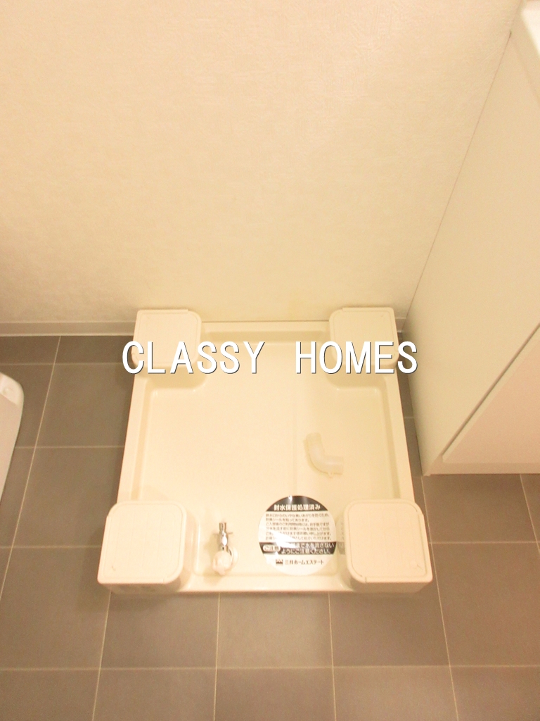 その他部屋・スペース　2018年竣工　N-flats大森山王：洗濯機置き場