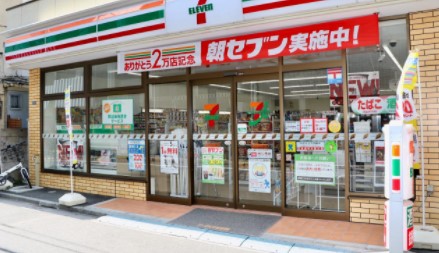 コンビニ　セブンイレブン浅草橋駅西口店（コンビニ）まで154m