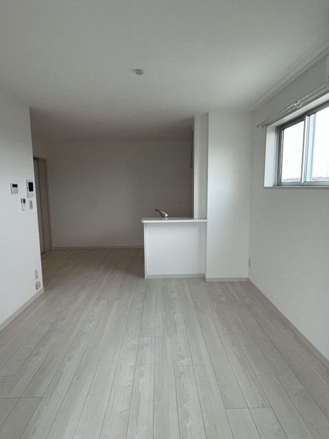 居室・リビング　【居間・リビング】新築時の写真