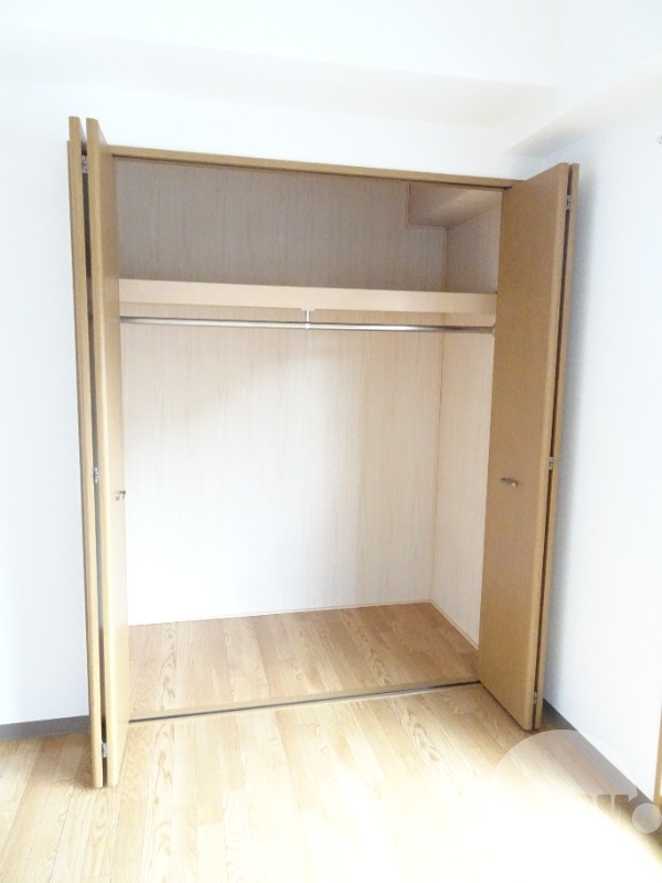 収納　洋室クローゼット